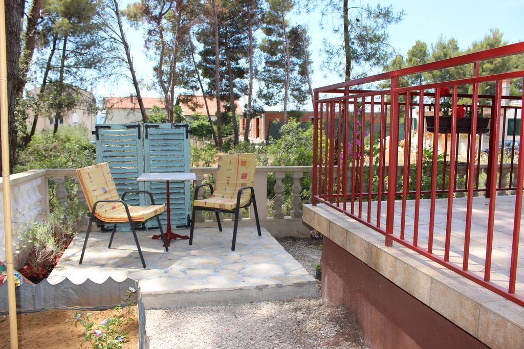 The White House Croatia Apartment Bibinje Bilik gambar