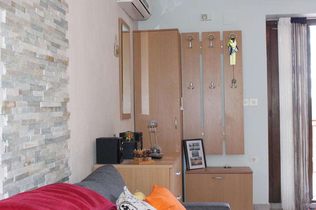 The White House Croatia Apartment Bibinje Bilik gambar